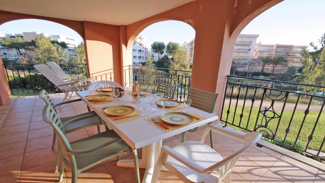 Port Marine Apartment Sainte-Maxime Bagian luar foto