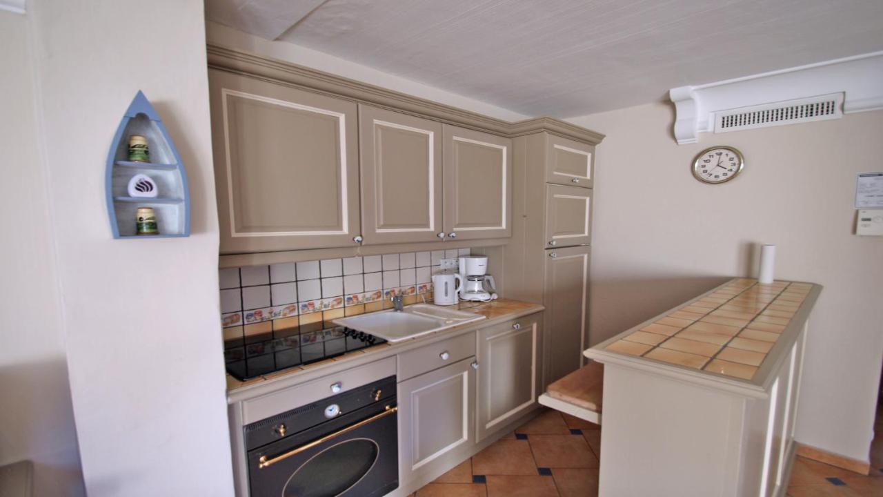 Port Marine Apartment Sainte-Maxime Bagian luar foto