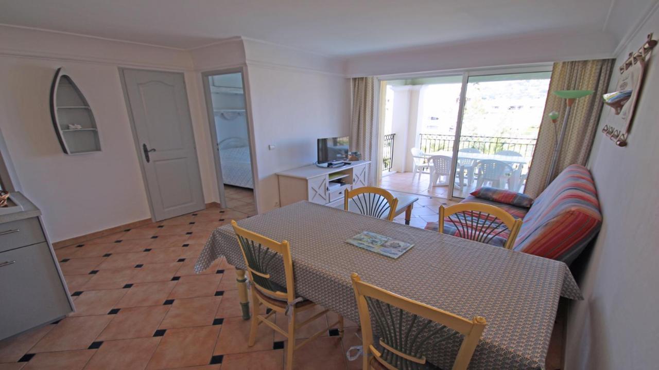 Port Marine Apartment Sainte-Maxime Bagian luar foto