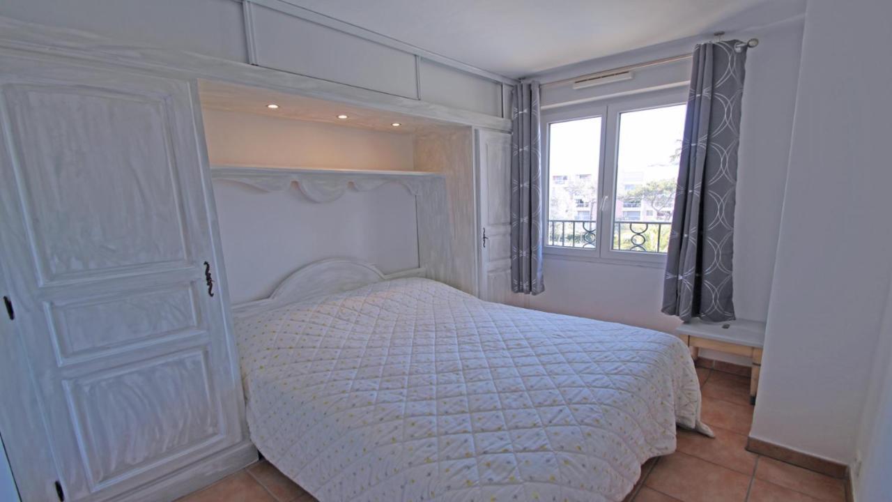 Port Marine Apartment Sainte-Maxime Bagian luar foto