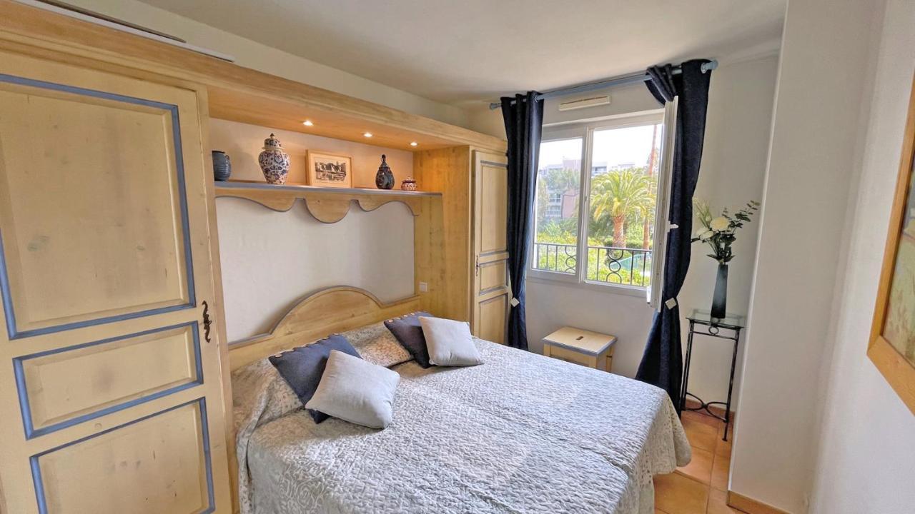 Port Marine Apartment Sainte-Maxime Bagian luar foto