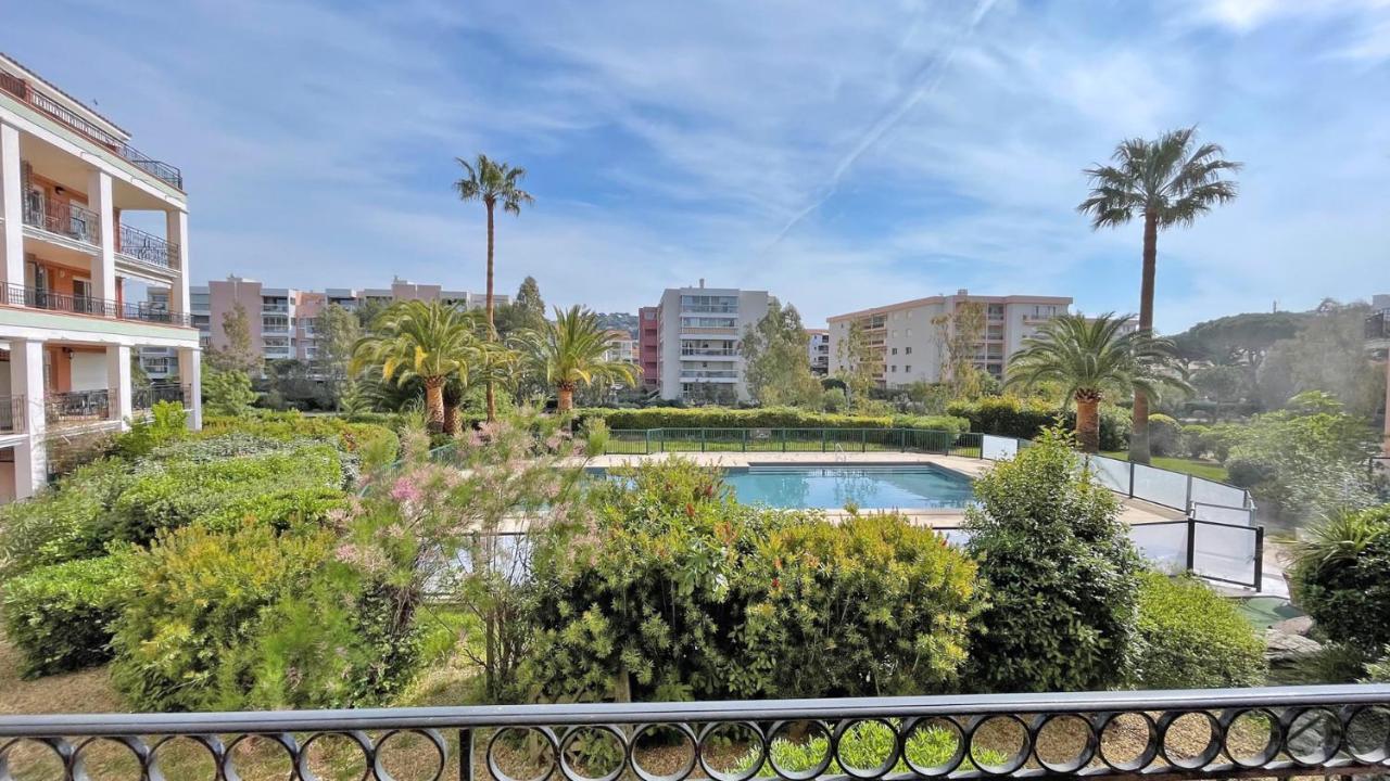 Port Marine Apartment Sainte-Maxime Bagian luar foto