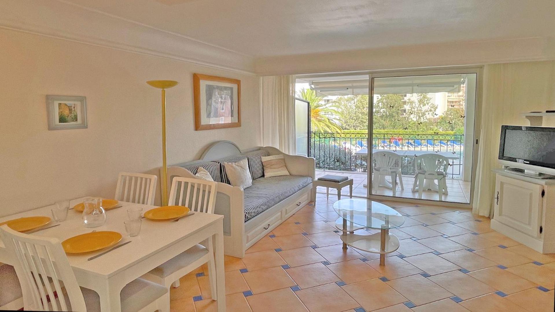 Port Marine Apartment Sainte-Maxime Bagian luar foto